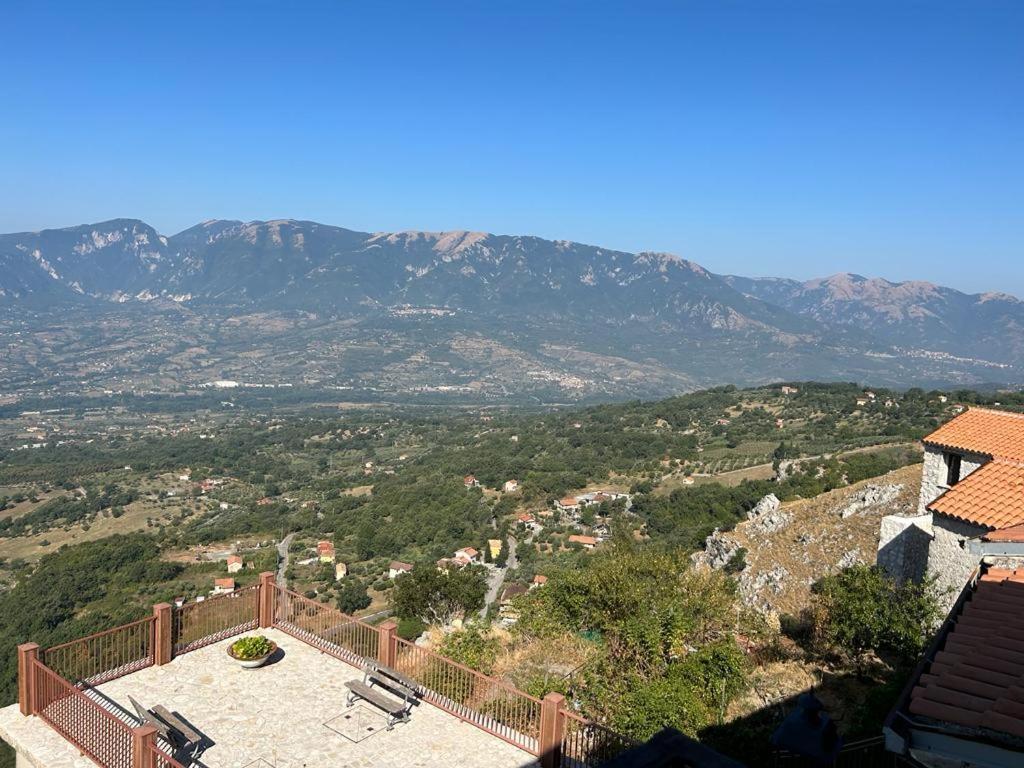 Il Borgo Dei Normanni Villa Colliano Exterior foto