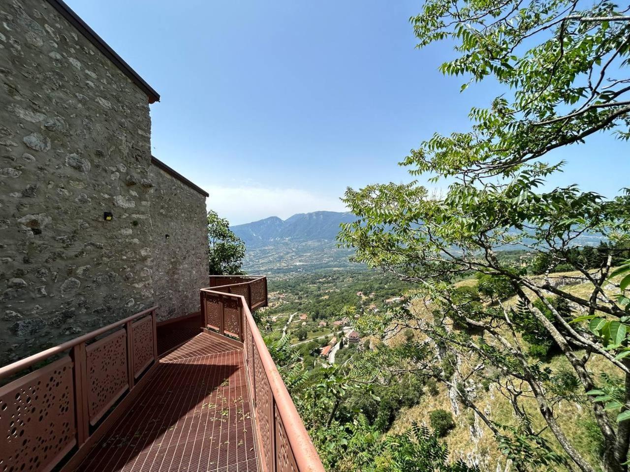 Il Borgo Dei Normanni Villa Colliano Exterior foto